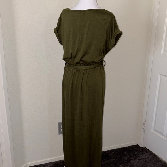 Chic Olive Maxi Dress with Belt - Picture 6 of 9